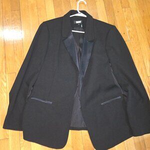 *LIKE NEW!* DKNY Tuxedo Cape Blazer